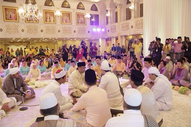 Dominasi Lelaki Gambar Sekitar Majlis Pernikahan Jovian Dominasi Lelaki Gambar Sekitar Majlis Pernikahan Jovian